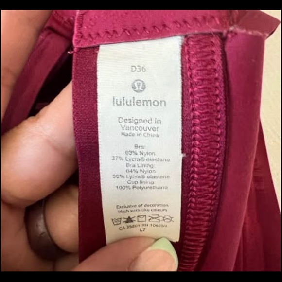 36D lululemon athletica Set of 3 Sports Bras Great Condition Blue Pink Maroon 😍 - Picture 8 of 15